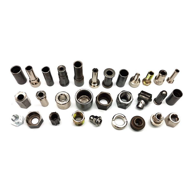 Was macht kalte und heiß gefälschte Befestigungselemente in industriellen Anwendungen wesentlich?